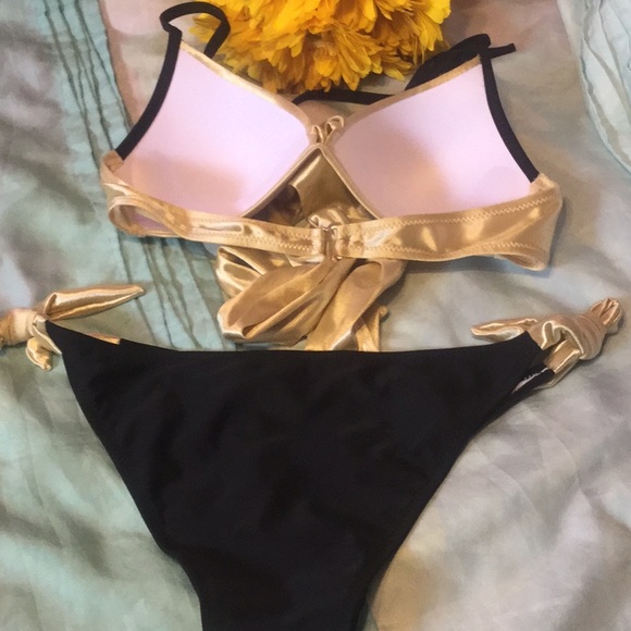 LAST 1❤️TASTEFUL X STYLE GOLD AND BLACK BIKINI - Picture 5 of 8